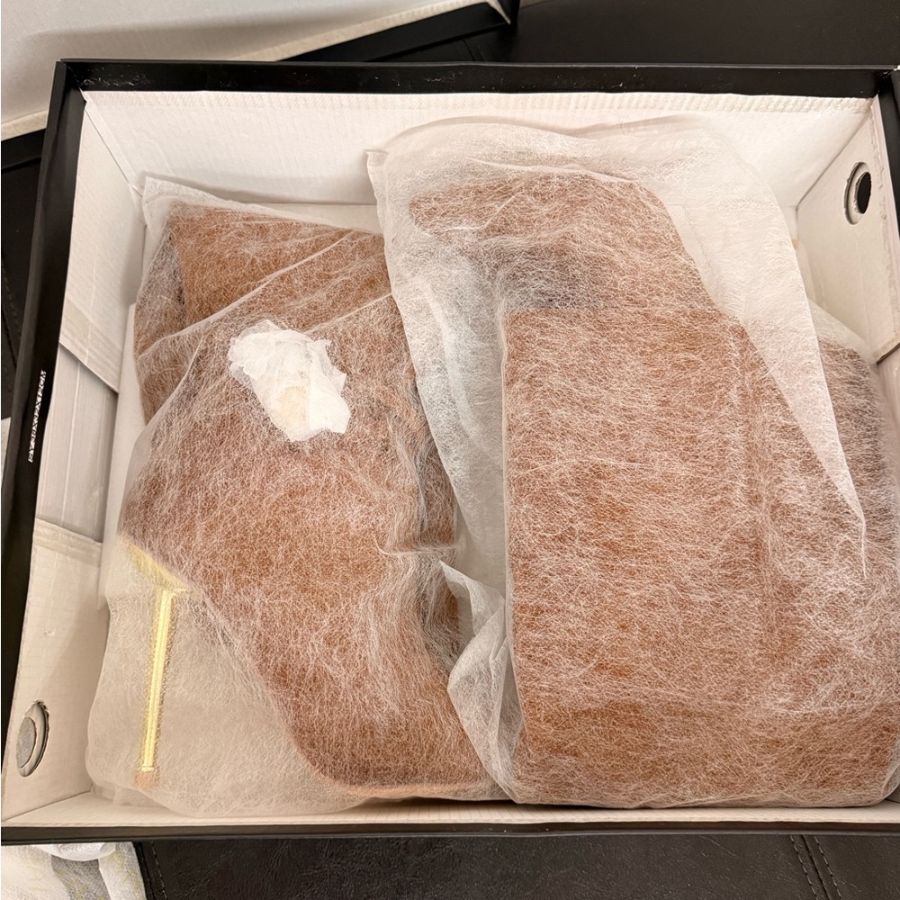 NWT Liliana Tan Suede Heeled Boots - Picture 12 of 12